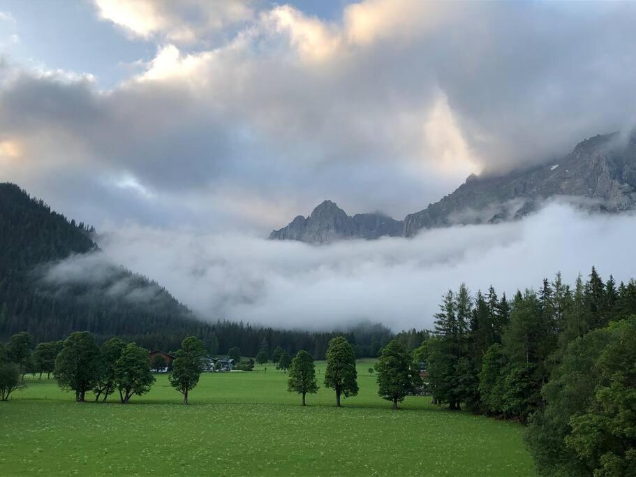 Family Appartment - Dachstein View Ramsau am Dachstein Exterior photo